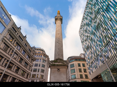 Monument to the Great Fire of London-stock-foto