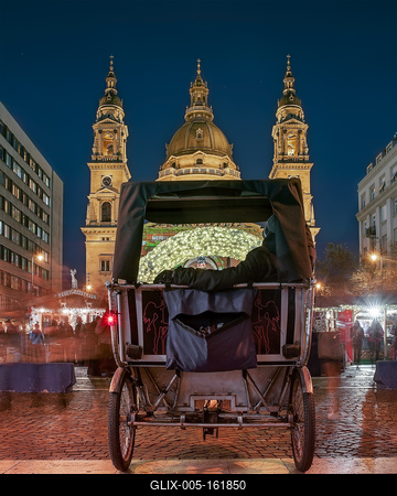 Christmas Market in St Stephen square-stock-foto