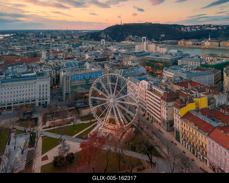 Ferris wheel In Hungary Budapest.-stock-foto
