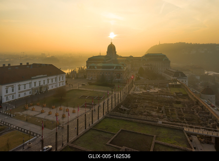 Europe Hungary Budapest Buda castle morning lights-stock-foto