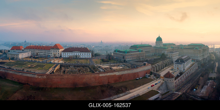 Europe Hungary Budapest Buda castle danube river cityscape-stock-foto