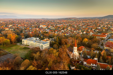Istvan Karolyi's castle in Fot, Hungary-stock-foto
