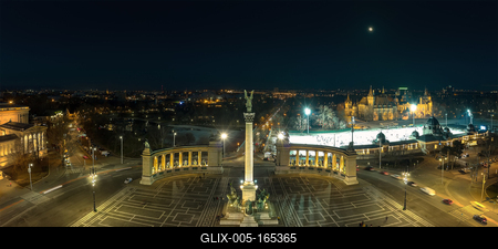 Europe Hungary Budapest Heroes square-stock-foto