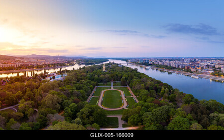 Hungary Budapest. Amazing cityscape about the Margaret island.-stock-foto