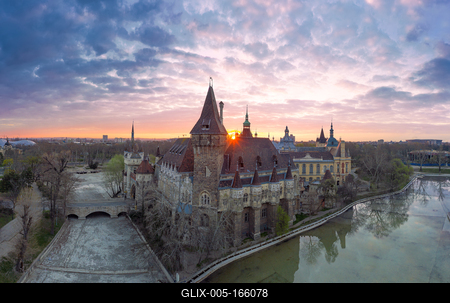 Europe Hungary Budapest Castle of Vajdahunyad-stock-foto