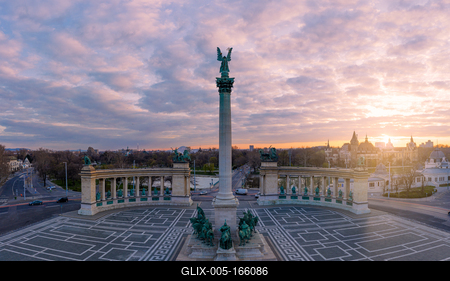 Europe Hungary Budapest Heroes square-stock-foto