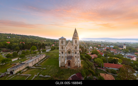 Hungary Zsambek. Premontre Monastery. ruin church.-stock-foto