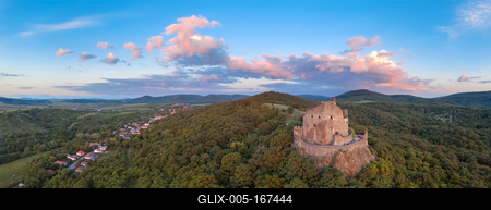 Castle of hollok in Hungary-stock-foto