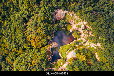 Flooded ancient stone quarry in Hungary near Sarospatak-stock-foto