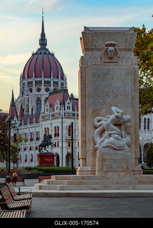 Unusal view about the Hungarian Parliament building-stock-foto
