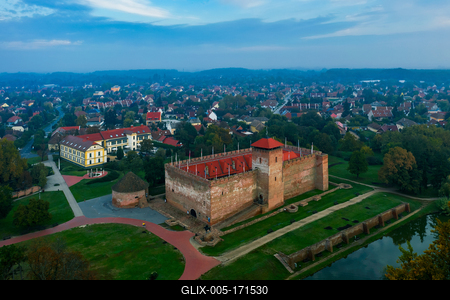 Amazing aerial photo about the Castle of Gyula.-stock-foto