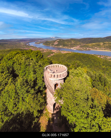 Julianus lookout tower in Danube bend Hungary.-stock-foto