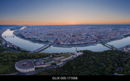 Fill panorama photo about Budapest downtown.-stock-foto