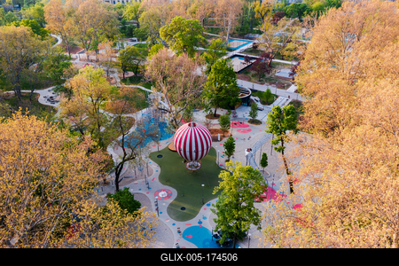 Budapest City park big playground-stock-foto