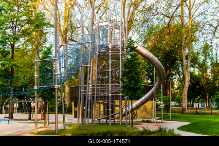 Budapest City park big playground-stock-foto