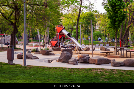 Budapest City park big playground-stock-foto