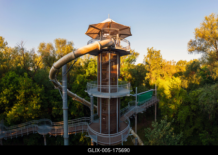 Canopy walkway in Mako city-stock-foto
