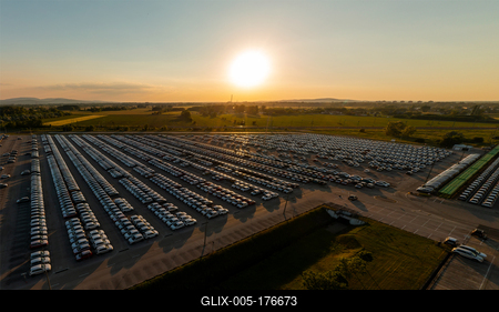 Aerial view new cars lined up in the parking station-stock-foto