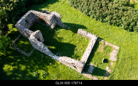 Temple ruins from Arpad Age in Hungary-stock-foto