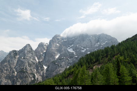 Amazing panoramic photo about the Triglav National park in highest point of Slovenia.-stock-foto
