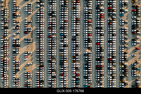 Aerial view new cars lined up in the parking station-stock-foto