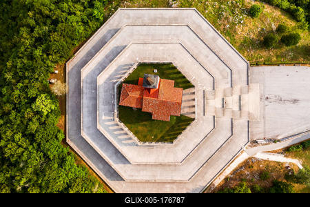 Italian Charnel house in Kobarid Slovenia-stock-foto