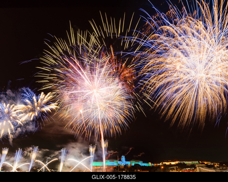 Giant firework in Budapest-stock-foto