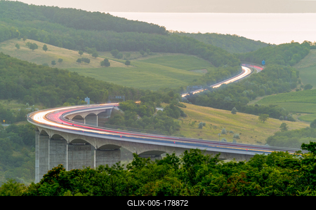 Viaduct of Koroshegy in Hungary-stock-foto