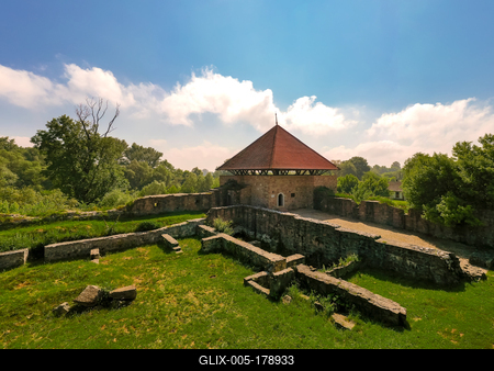 Fort of Onod town in Hungary-stock-foto