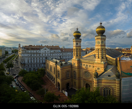 Budapest, Hungary. Dohany street Synagogue aerial view. This is an Jewish memorial center also known as the Great Synagogue or Tabakgasse Synagogue. It is the largest synagogue in Europe-stock-foto
