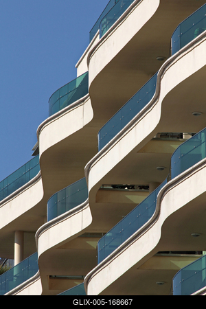 Modern curved corrugated decorated house with balcony-stock-foto