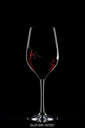 Red wine in glass-stock-foto
