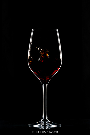 Red wine in glass-stock-foto