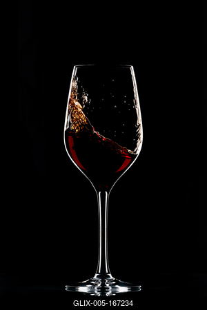 Red wine in glass-stock-foto