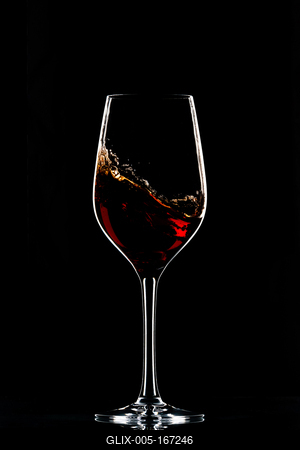 Red wine in glass-stock-foto