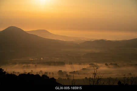 Napkelte a Balatonnál-stock-foto