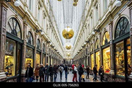 Les Galeries Saint Hubert, Brussels, Belgium-stock-foto