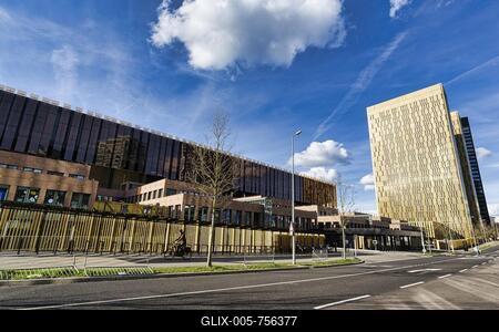 Court of Justice of the European Union, ECJ, golden office towers in the Kirchberg-Plateau European Quarter, Luxembourg-stock-foto