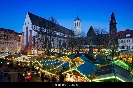 Christmas market, Freiburg im Breisgau, Baden-Wuerttemberg, Germany, Europe-stock-foto