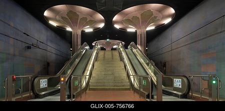 Stairs and escalators, platform of the subway station Westend, Westend, Frankfurt am Main, Hesse, Germany-stock-foto