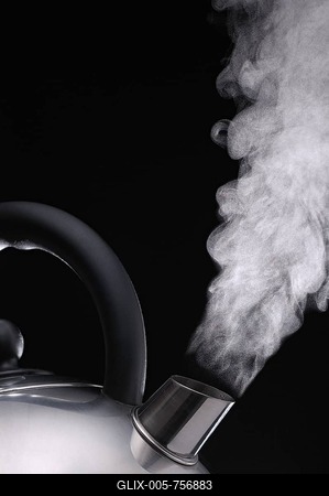 Steaming kettle-stock-foto