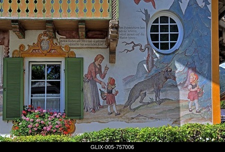 Facade of the Little Red Riding Hood House with typical Lüftlmalerei, Oberammergau, Passion Play Village, Ammertal, Ammergauer Alps, Upper Bavaria, Bavaria, Germany-stock-foto