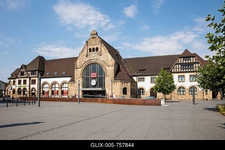 Central Station, Worms, Rhineland-Palatinate, Germany-stock-foto