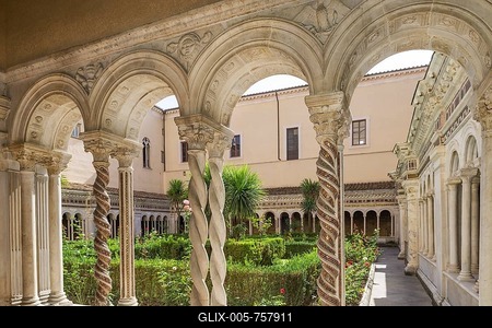 Cloister, monastery Basilica of St Paul Outside the Walls, Papale San Paolo fuori le Mura, Rome, Lazio, Italy-stock-foto