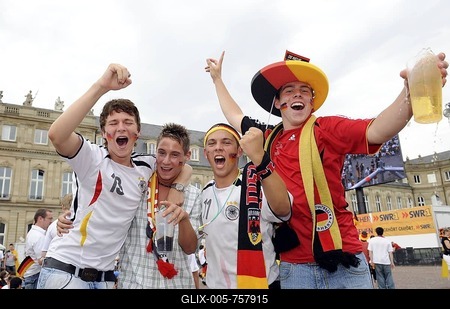 Fans of the German national soccer team celebrating on Schlossplatz Square, Baden-Wuerttemberg, Germany, Europe-stock-foto