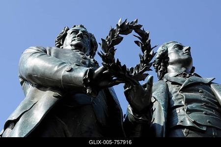 Goethe-Schiller monument in Weimar, Thuringia, Germany, Europe-stock-foto