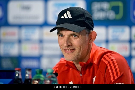 PK Press Conference Coach Thomas Tuchel FC Bayern Munich FCB smiles, PreZero Arena, Sinsheim, Baden-Württemberg, Germany-stock-foto