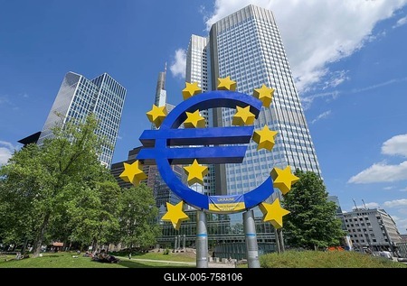 Euro Logo, Eurotower, ECB, Kaiserstraße, Frankfurt am Main, Hesse, Germany-stock-foto