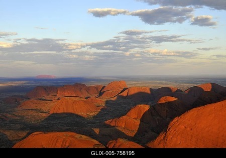 Aerial view of Kata Tjuta, The Olgas in front of Uluru, Ayers Rock at sunset, Uluru-Kata Tjuta National Park, Northern Territory, Australia-stock-foto