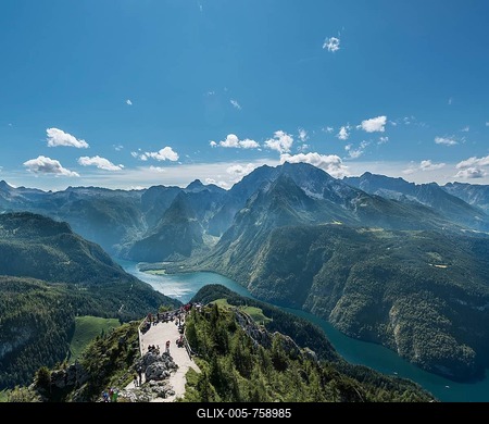 Observation deck with views of Königssee Lake and Mt Watzmann from Mt Jenner, Berchtesgaden National Park, Berchtesgadener Land district, Upper Bavaria, Bavaria, Germany-stock-foto